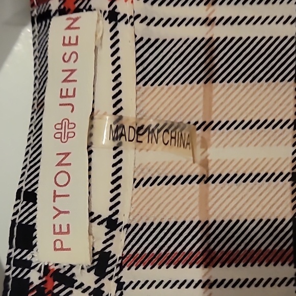 Plaid half button top, XL - Picture 2 of 4